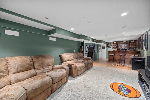 3025 Merino Lane, Twinsburg, OH 44087