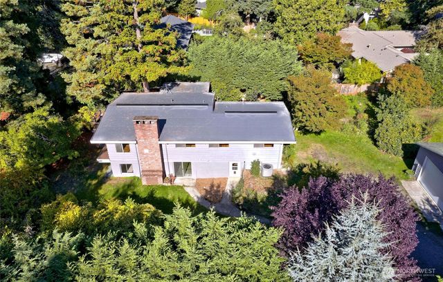 6042 NE 200th Street, Kenmore, WA 98028