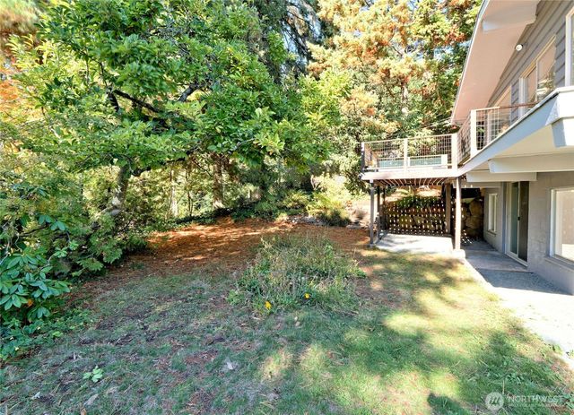 6042 NE 200th Street, Kenmore, WA 98028