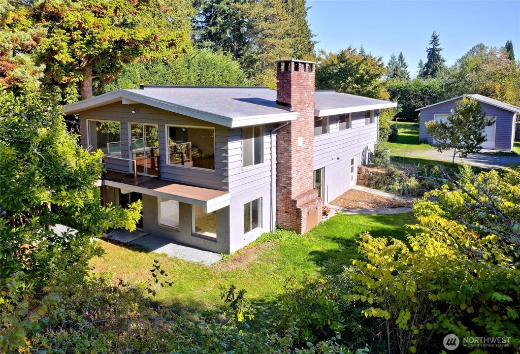 6042 NE 200th Street, Kenmore, WA 98028