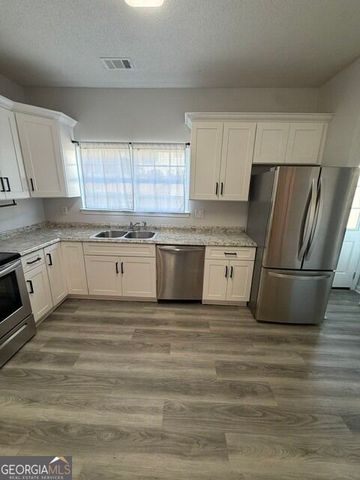 130 Hawkeye Lane, Conyers, GA 30012