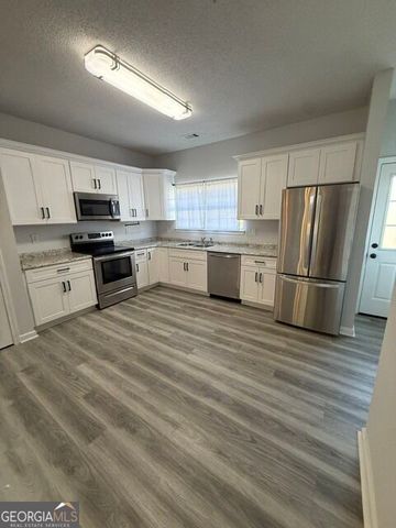 130 Hawkeye Lane, Conyers, GA 30012