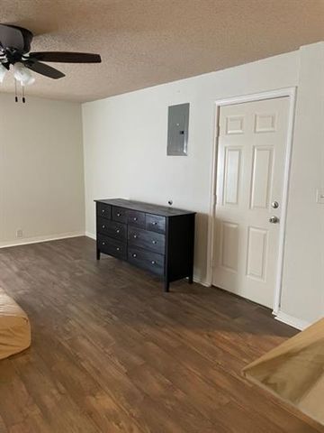 2014 49th Street, Lubbock, TX 79412