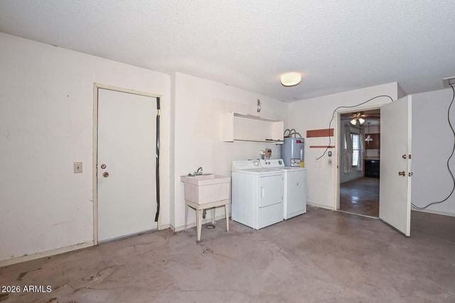 21002 N WELK Drive, Sun City, AZ 85373
