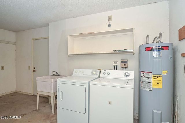 21002 N WELK Drive, Sun City, AZ 85373