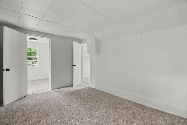 523 W Maple Street, Wayland, MI 49348