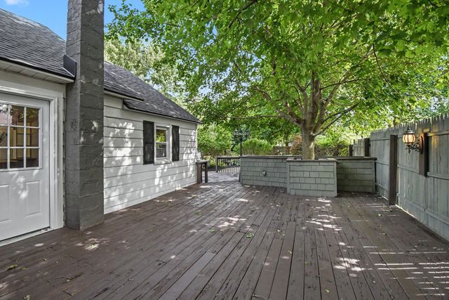 523 W Maple Street, Wayland, MI 49348