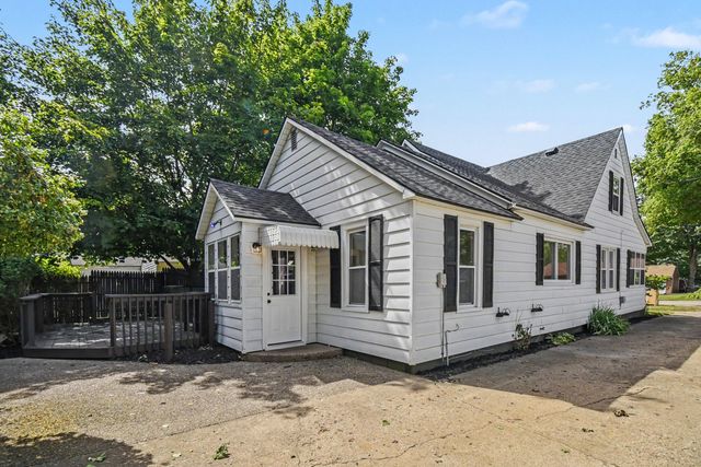 523 W Maple Street, Wayland, MI 49348