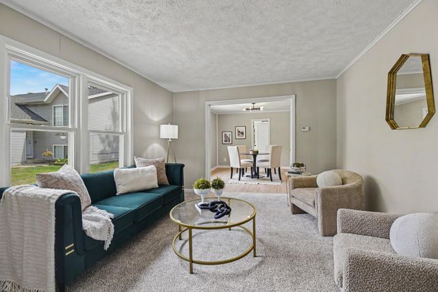 523 W Maple Street, Wayland, MI 49348