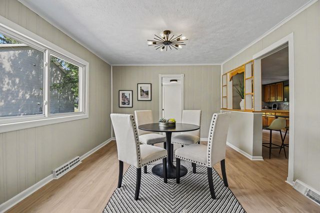 523 W Maple Street, Wayland, MI 49348