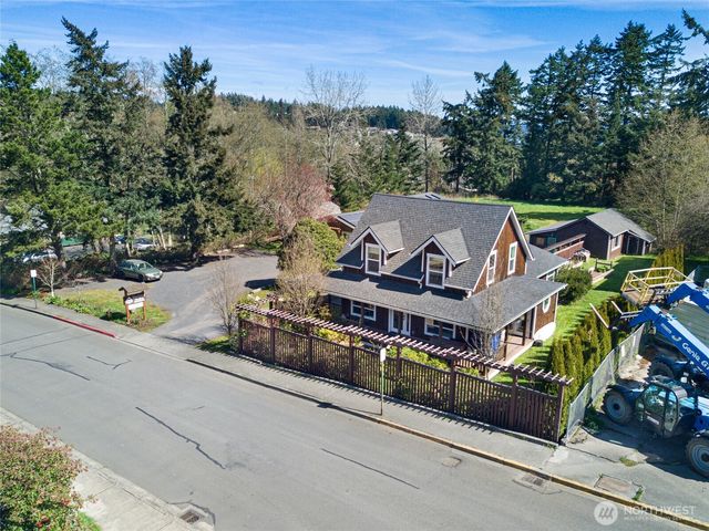 326 Carter Street, San Juan Island, WA 98250