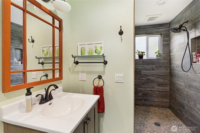 326 Carter Street, San Juan Island, WA 98250
