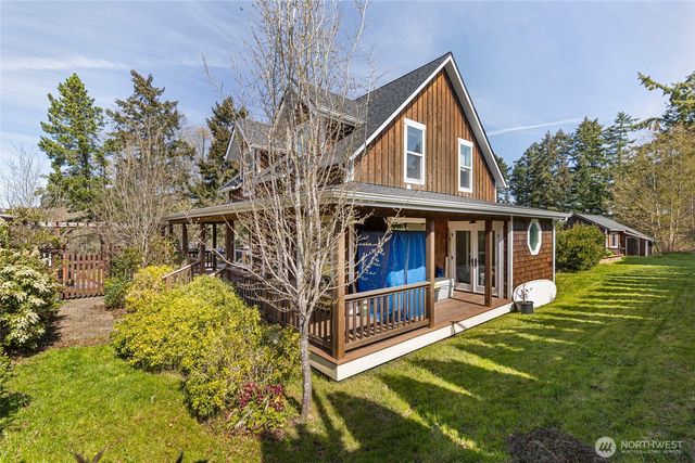 326 Carter Street, San Juan Island, WA 98250