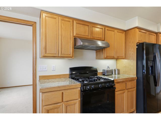 3362 BENTLEY Ave, Eugene, OR 97405