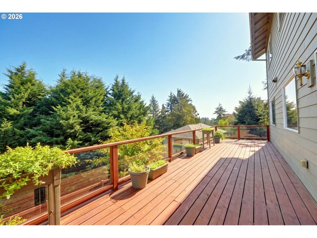 3362 BENTLEY Ave, Eugene, OR 97405