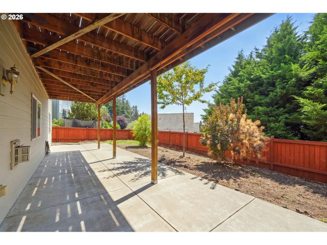 3362 BENTLEY Ave, Eugene, OR 97405