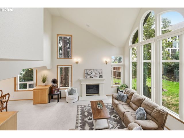 3362 BENTLEY Ave, Eugene, OR 97405