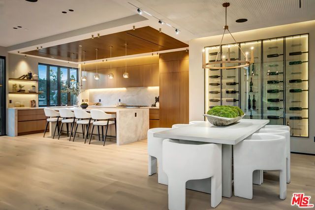 13221 Hesby Street, Sherman Oaks, CA 91423