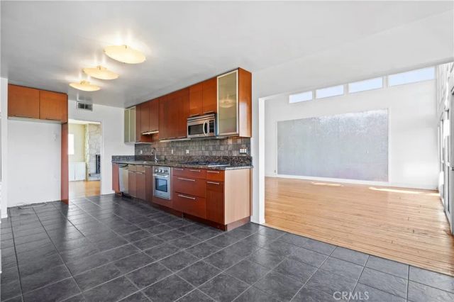 7027 Macapa, Hollywood Hills East, CA 90068