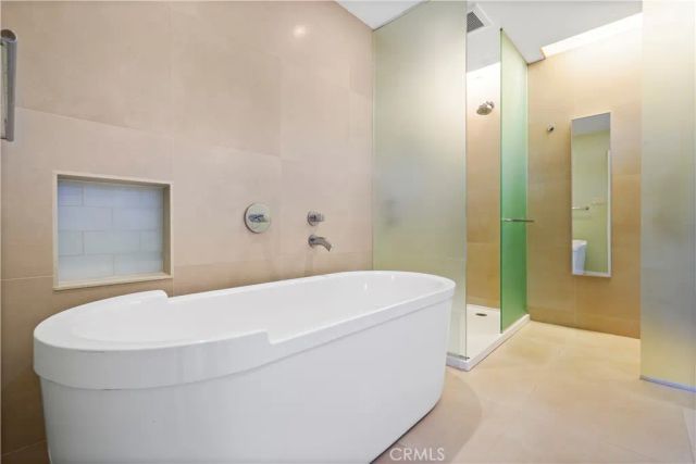 7027 Macapa, Hollywood Hills East, CA 90068