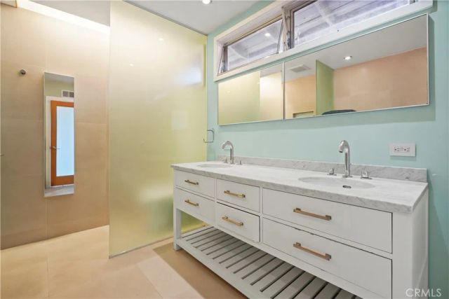 7027 Macapa, Hollywood Hills East, CA 90068