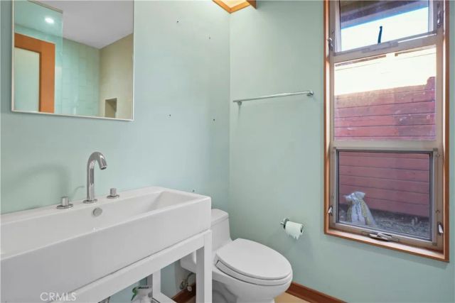 7027 Macapa, Hollywood Hills East, CA 90068