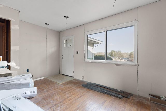 3706 Hemingway Drive, Chattanooga, TN 37406