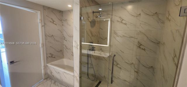 2000 Metropica Way 2304, Sunrise, FL 33323