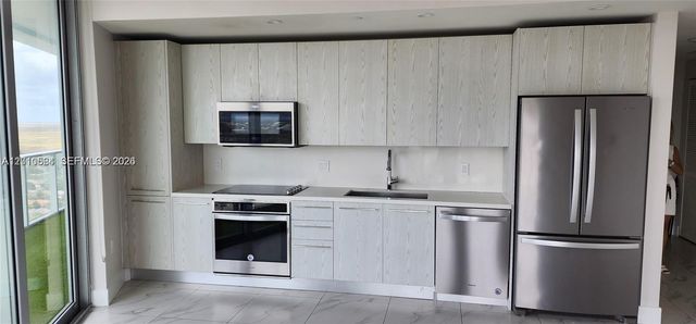 2000 Metropica Way 2304, Sunrise, FL 33323