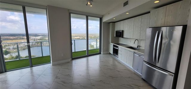 2000 Metropica Way 2304, Sunrise, FL 33323