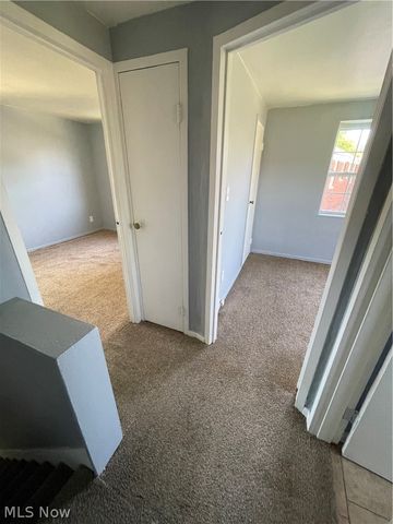 490 Kenwood Drive J, Euclid, OH 44123