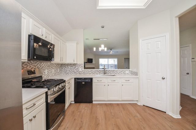 4107 Merlet Drive, Pearland, TX 77584