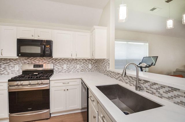 4107 Merlet Drive, Pearland, TX 77584