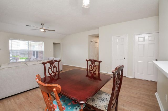 4107 Merlet Drive, Pearland, TX 77584