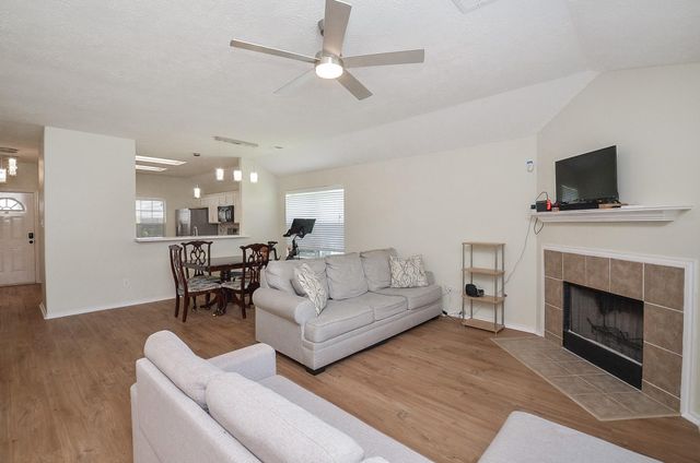 4107 Merlet Drive, Pearland, TX 77584