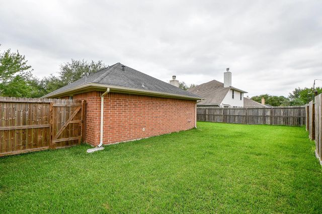 4107 Merlet Drive, Pearland, TX 77584