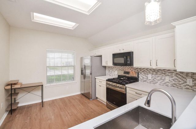 4107 Merlet Drive, Pearland, TX 77584