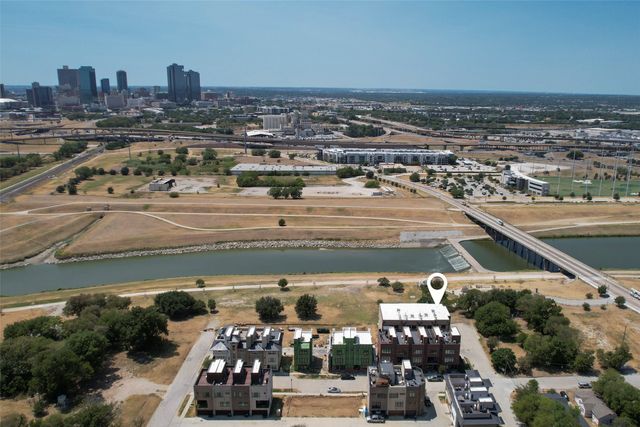 400 Vista Buena Trail, Fort Worth, TX 76111