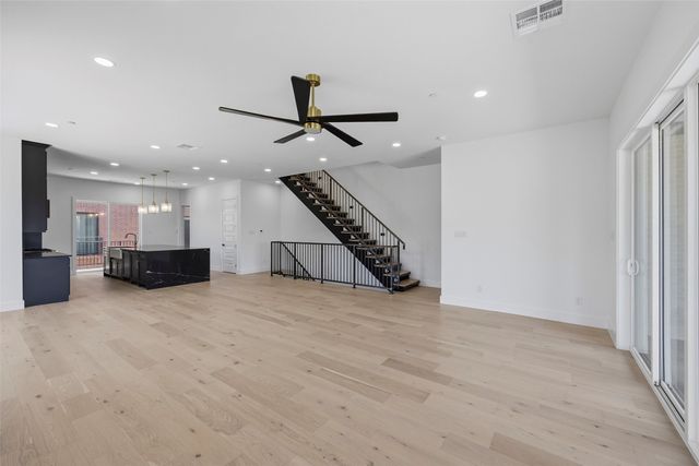 400 Vista Buena Trail, Fort Worth, TX 76111
