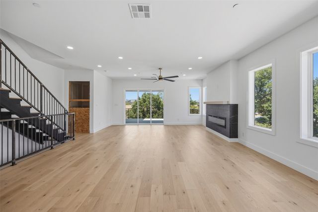 400 Vista Buena Trail, Fort Worth, TX 76111