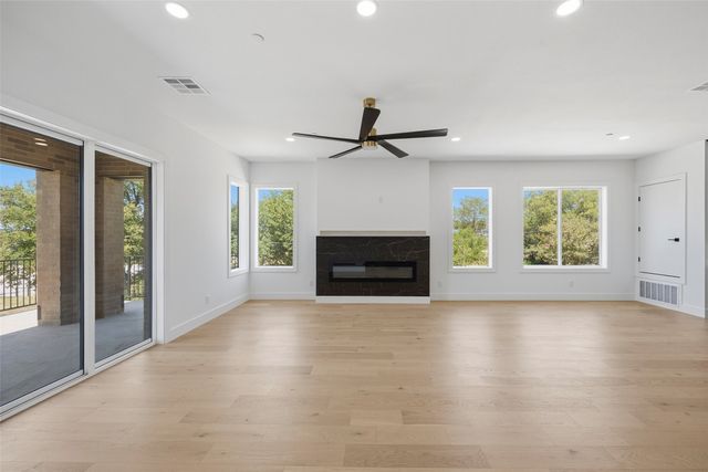 400 Vista Buena Trail, Fort Worth, TX 76111
