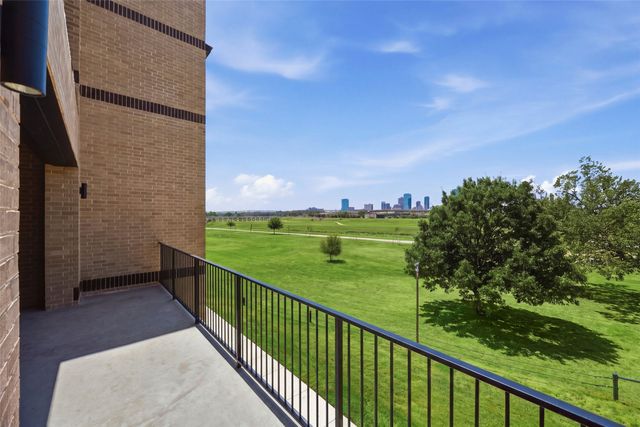 400 Vista Buena Trail, Fort Worth, TX 76111