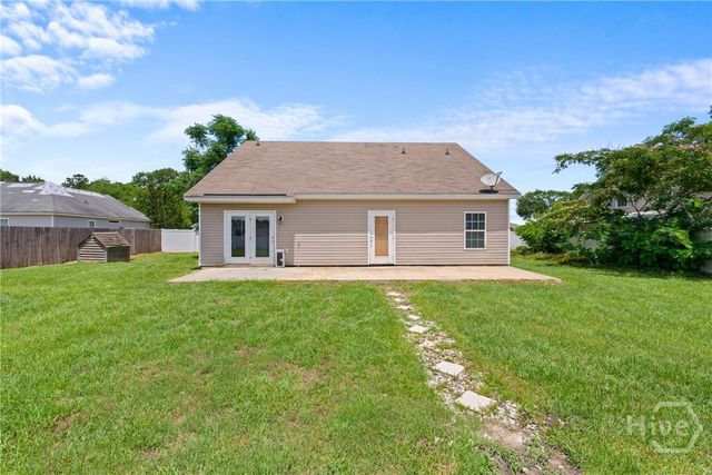 310 Bonnie Circle, Ellabell, GA 31308