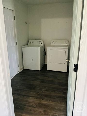 310 Bonnie Circle, Ellabell, GA 31308