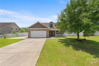 310 Bonnie Circle, Ellabell, GA 31308