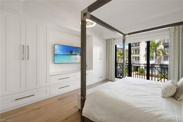 1130 3rd AVE S # 210, Naples, FL 34102