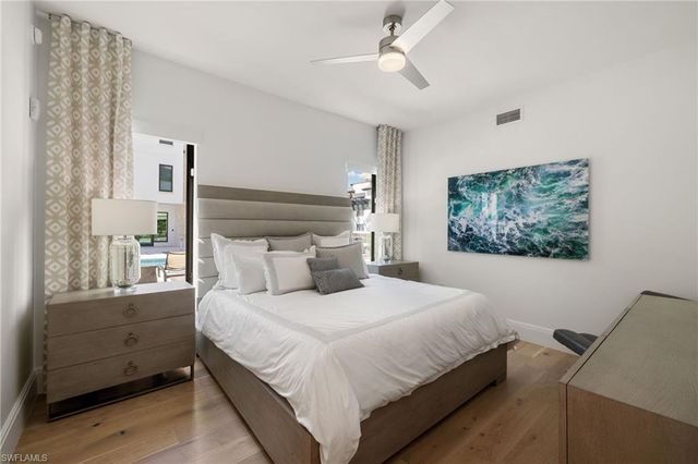 1130 3rd AVE S # 210, Naples, FL 34102