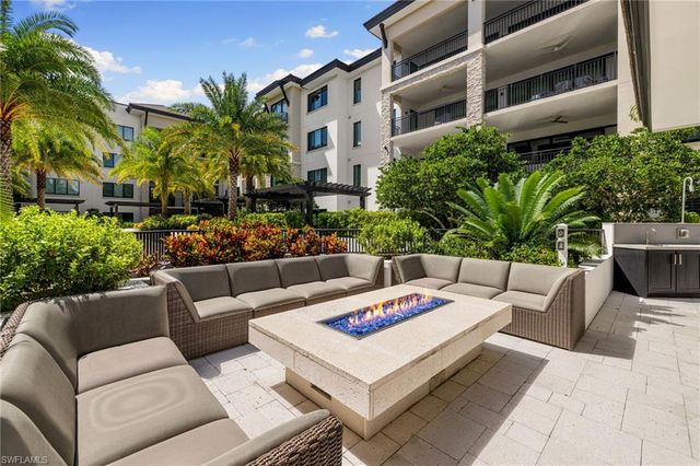 1130 3rd AVE S # 210, Naples, FL 34102