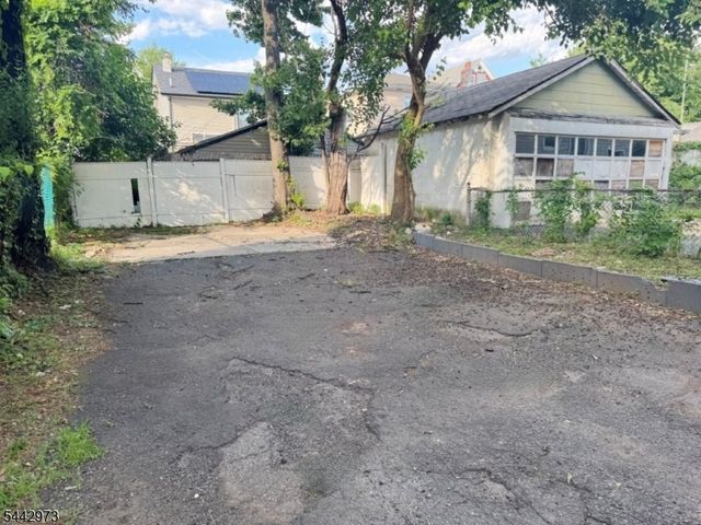 52 Olympic Ter, Irvington Twp., NJ 07111