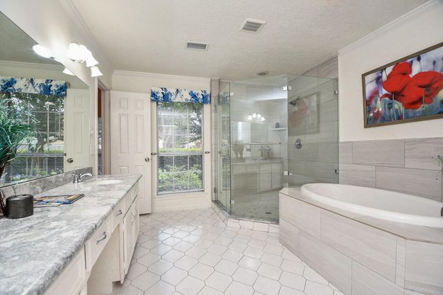 1002 Mill Run Drive, Sugar Land, TX 77498